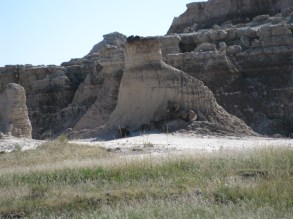 BigHornOnCastleTrailBadlands
